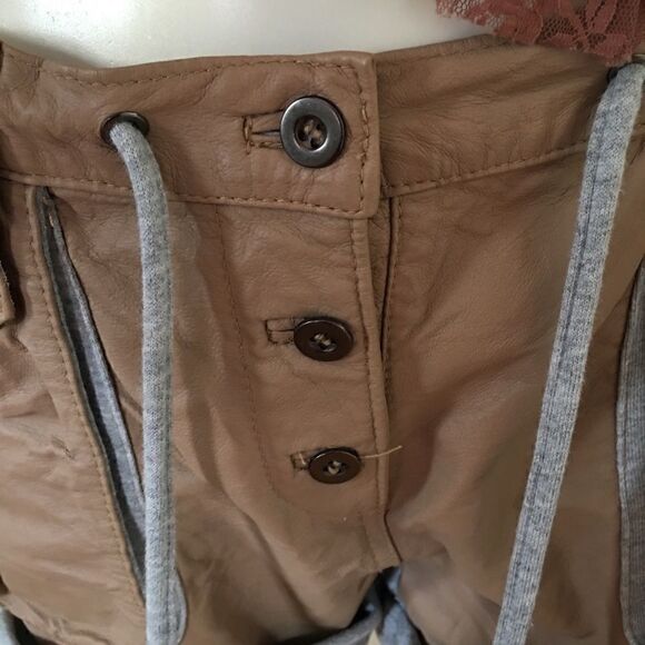 ASOS Leather/2 toned pocket shorts - Picture 3 of 7